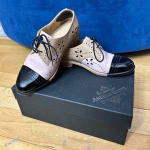 The Office of Angela Scott Mr. Ava Derby in Neapolitan 5W